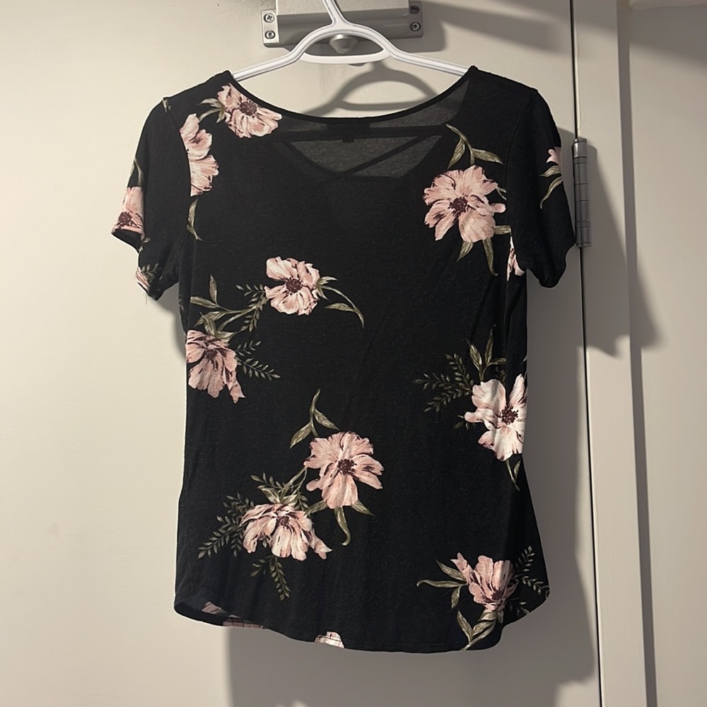 Dynamite T-Shirt - Picture 2 of 2